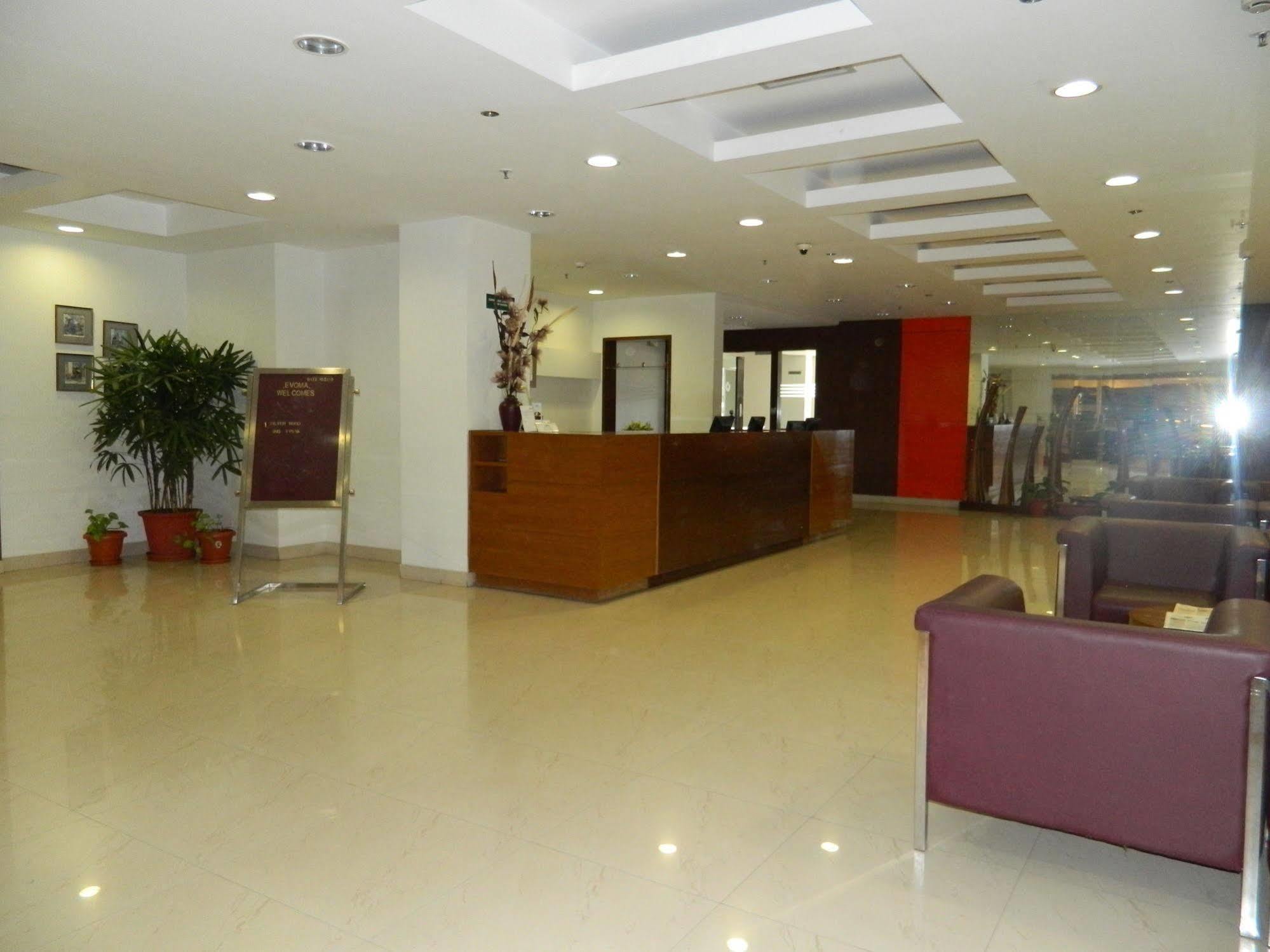 Evoma Hotell Bangalore Exteriör bild